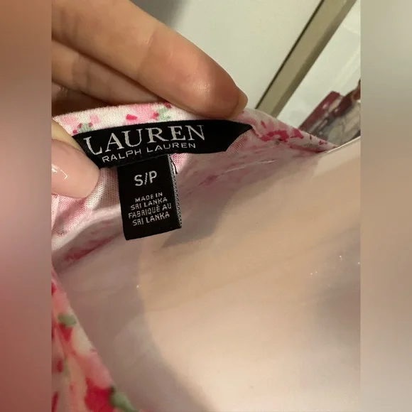 Lauren Ralph Lauren Floral Nightgown – Size Small/Petite – Great Condition - Picture 7 of 10